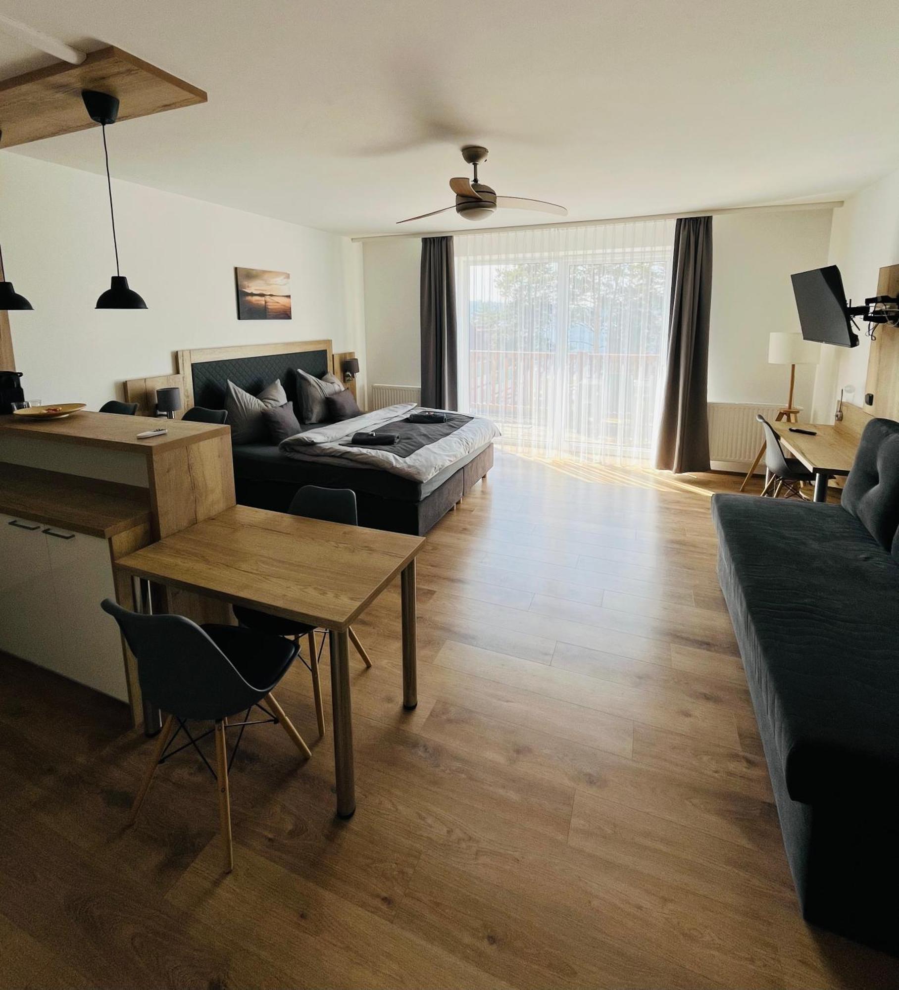 Lipno Beach Apartment Lipno nad Vltavou Esterno foto